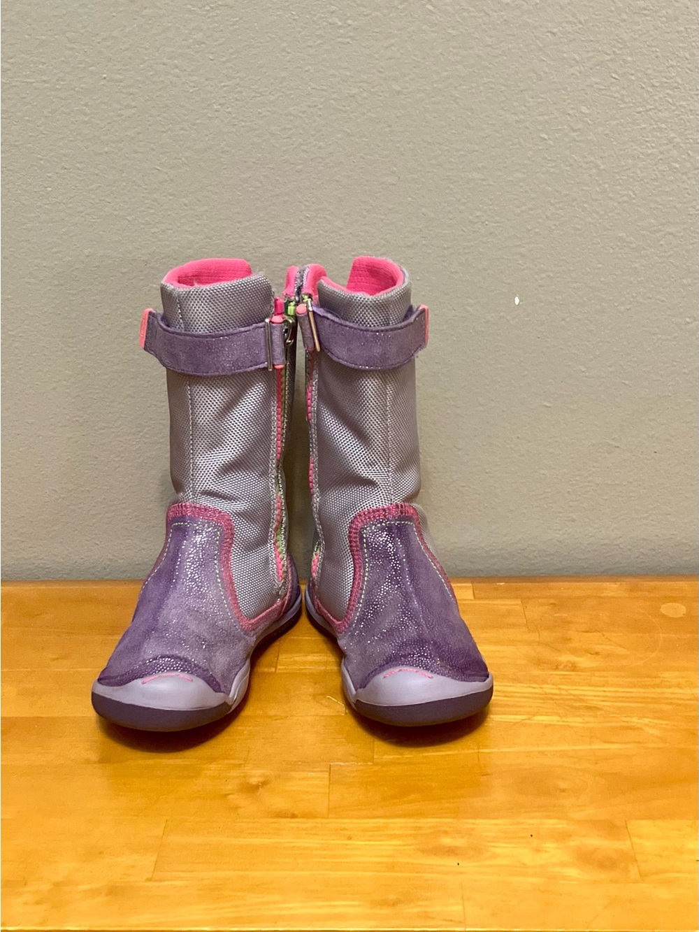 Plae Camille Shimmer Waterproof Boots, Purple/Pink - Size 9 (GUC)